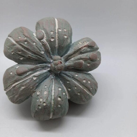 Isabel Bloom Lily 1995 See Photos - Picture 4 of 6